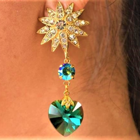 COPY - Swarovski Crystal Starburst 18mm Heart Earrings - Picture 1 of 8
